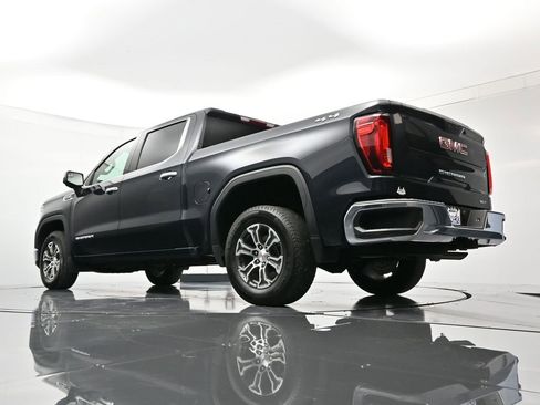 Certified 2025 GMC Sierra 1500 SLT image 43
