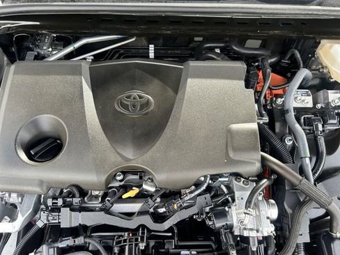 Certified 2025 Toyota Camry SE image 19