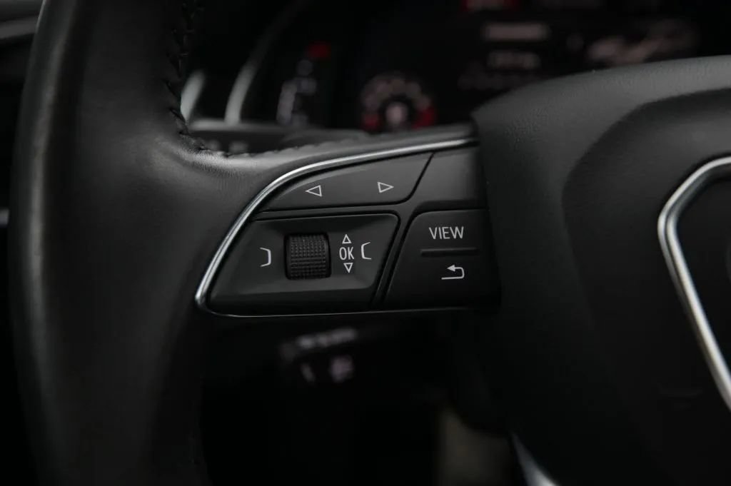 Used 2018 Audi Q7 3.0T Premium Plus w/ Premium Plus Package AWD/4WD image 22