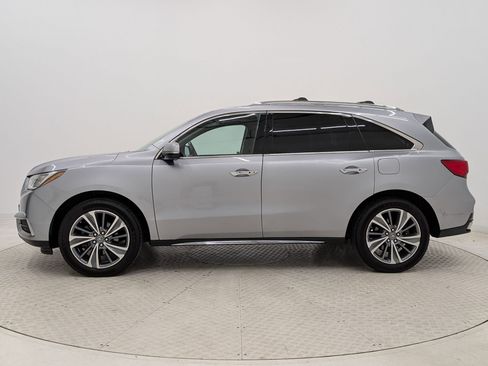 Used 2017 Acura MDX SH-AWD w/ Tech & Entertainment image 2