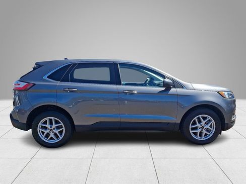 Used 2024 Ford Edge SEL w/ Convenience Package AWD/4WD image 8