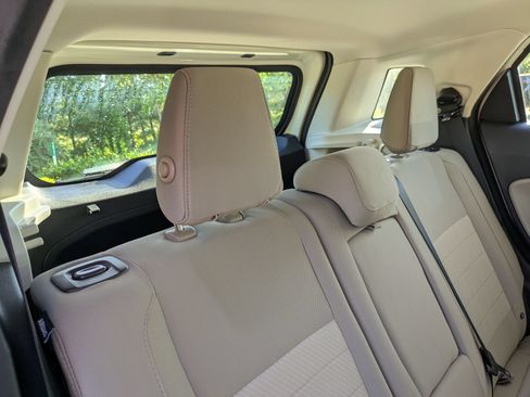Certified 2021 Ford EcoSport S FWD image 33