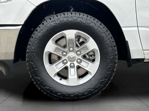 Used 2024 RAM 1500 Laramie image 24