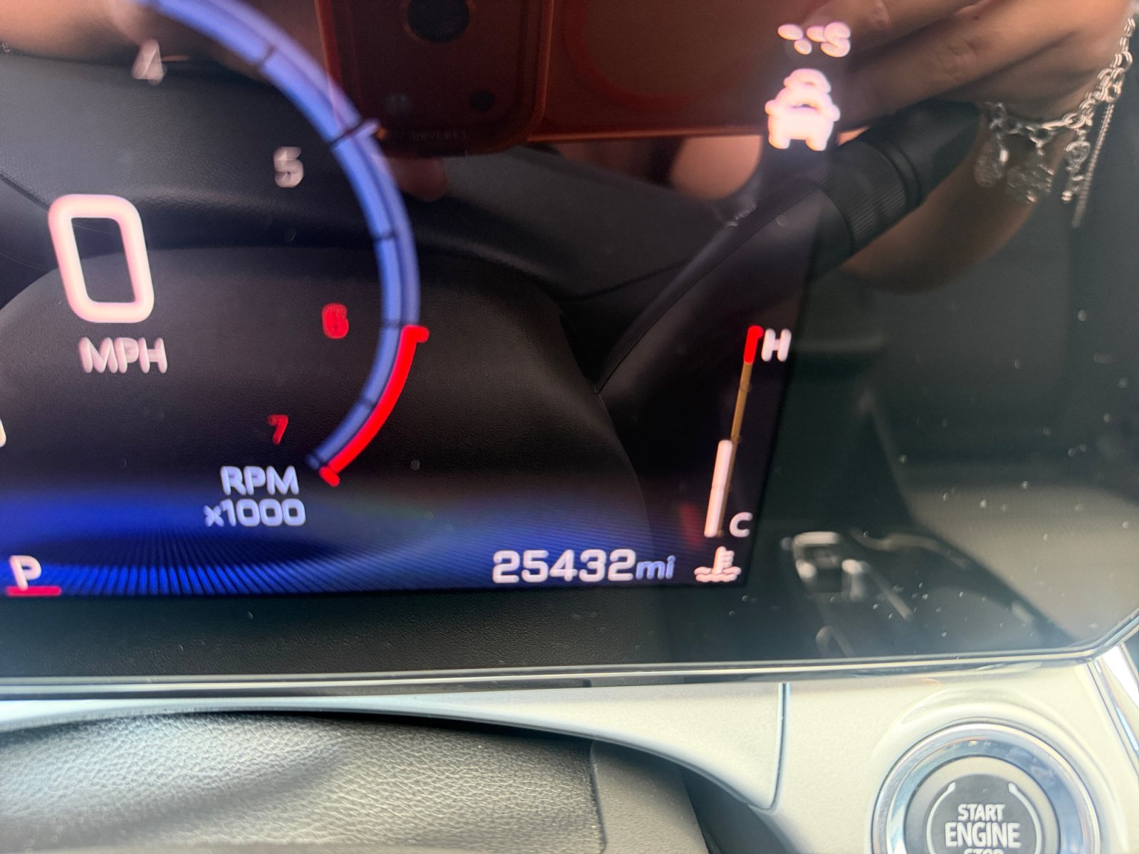 Used 2026 Chevrolet Trax LT FWD image 2