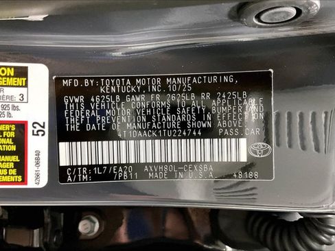 Used 2026 Toyota Camry SE w/ Multimedia Upgrade Package FWD image 43