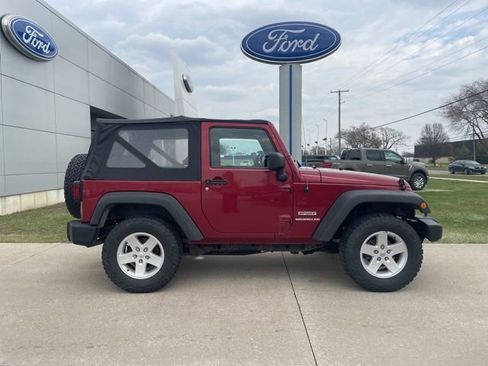 Used 2012 Jeep Wrangler Sport image 16