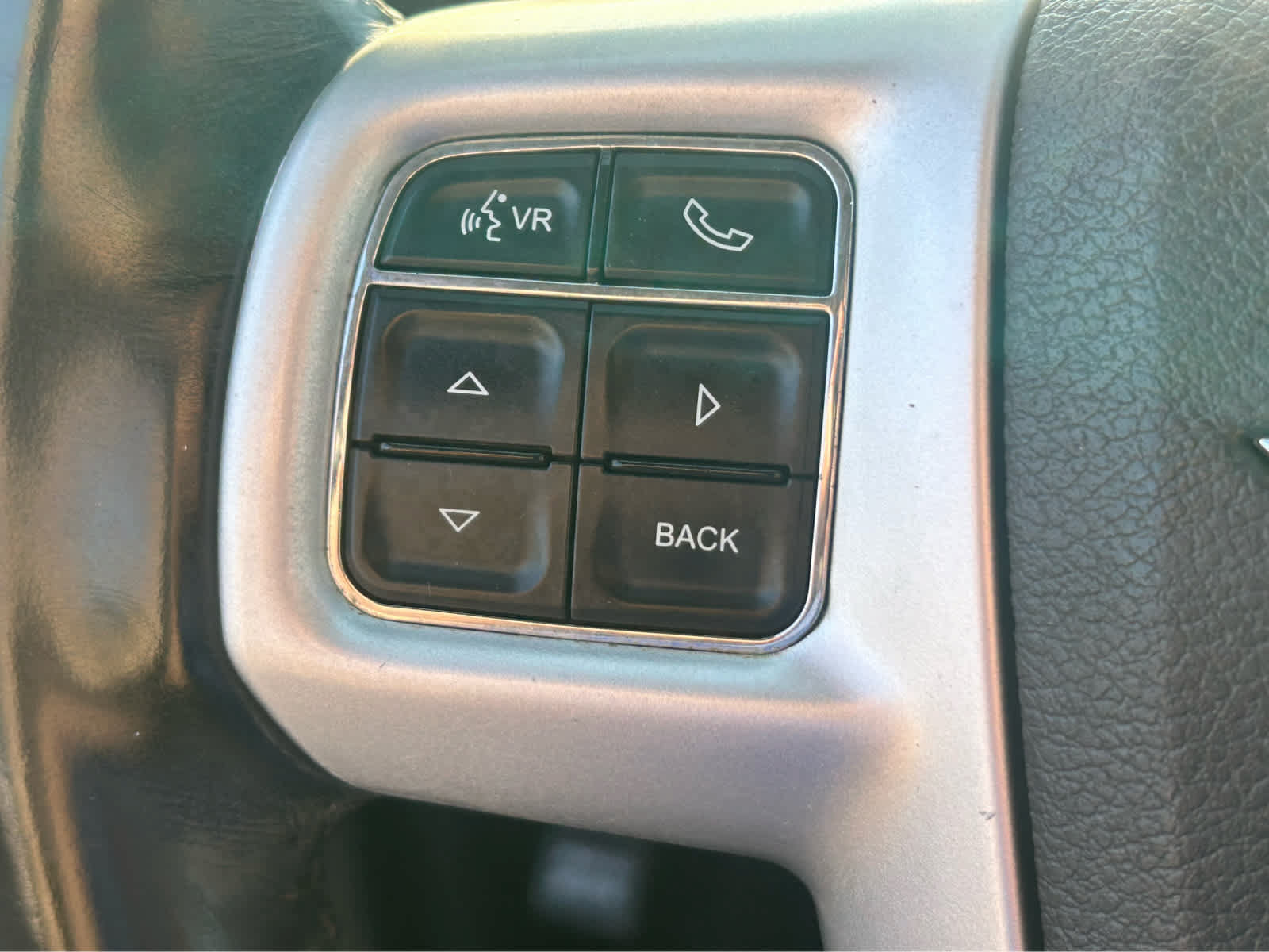 Used 2016 Chrysler Town & Country Touring FWD image 23