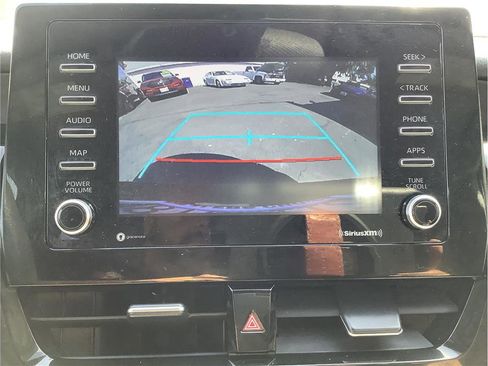 Used 2022 Toyota Camry LE FWD image 13