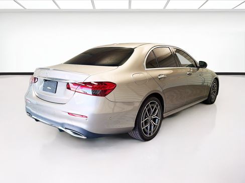 Used 2021 Mercedes-Benz E 350 Sedan image 4
