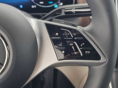 New 2026 Mercedes-Benz GLC 300 4MATIC image 29