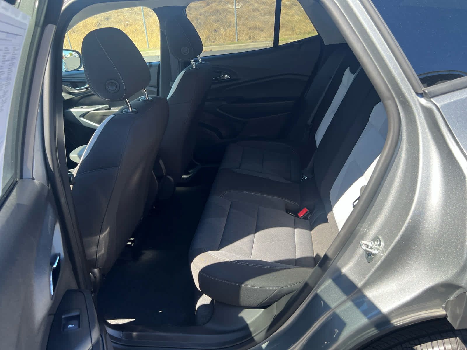 Used 2025 Chevrolet Trax LS w/ Driver Confidence Package FWD image 9