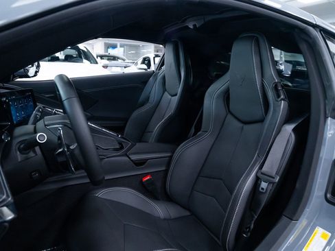 Used 2025 Chevrolet Corvette E-Ray w/ ZER Performance Package AWD/4WD image 18