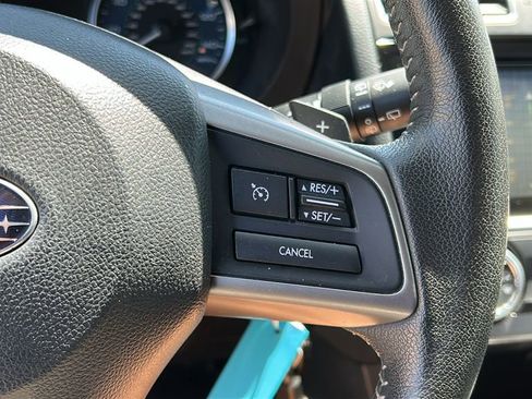 Used 2015 Subaru Crosstrek 2.0i Limited AWD/4WD image 13