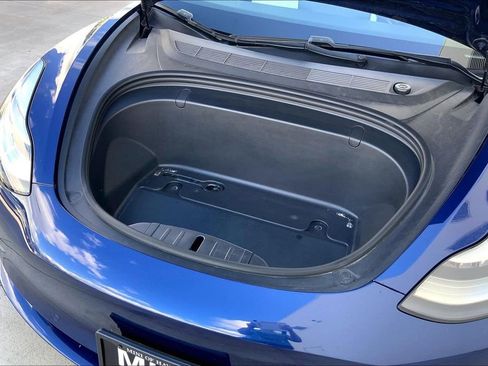 Used 2019 Tesla Model 3 image 31