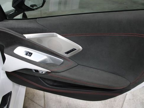 Used 2023 Chevrolet Corvette Stingray Premium Conv RWD image 23
