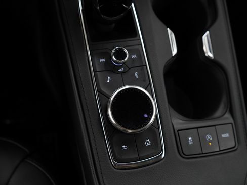 Used 2023 Cadillac XT4 Sport image 22