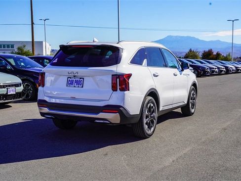 New 2026 Kia Sorento LX image 7