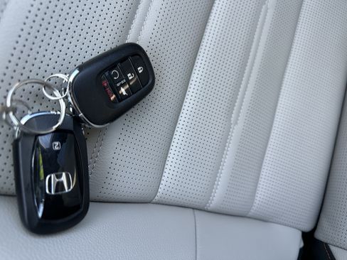 Used 2024 Honda CR-V Sport Touring image 20