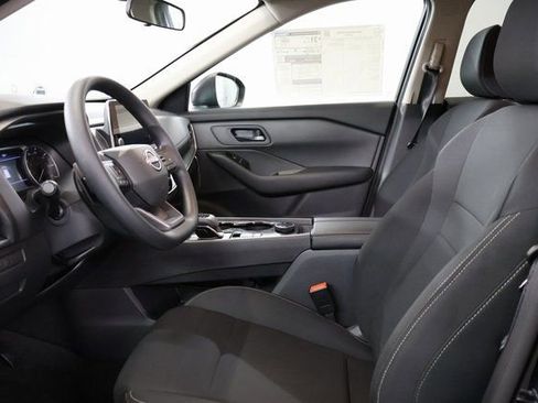 New 2026 Nissan Rogue S image 11