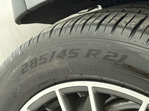Used 2019 Porsche Cayenne AWD/4WD image 40
