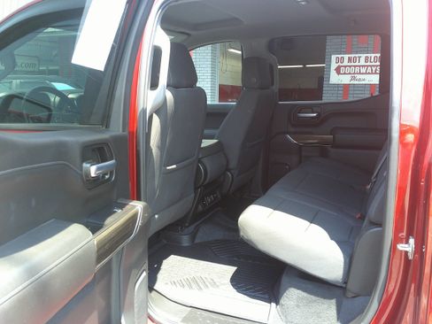 Used 2021 Chevrolet Silverado 1500 RST AWD/4WD image 25