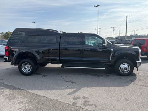 Used 2023 Ford F350 Lariat w/ FX4 Off-Road Package AWD/4WD image 6
