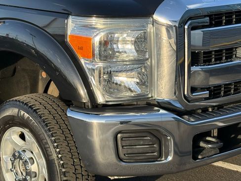 Used 2015 Ford F350 XLT w/ Snow Plow Prep Package image 9