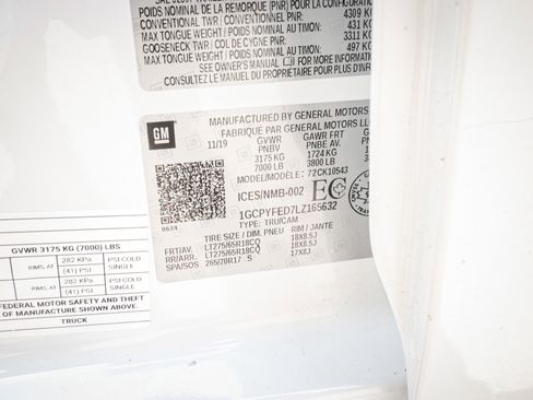 Used 2020 Chevrolet Silverado 1500 LT Trail Boss image 33