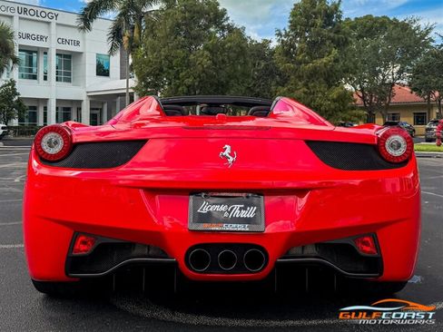 Used 2013 Ferrari 458 Spider RWD image 42