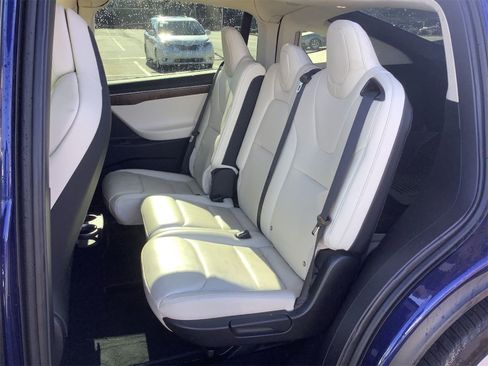 Used 2018 Tesla Model X 100D image 4