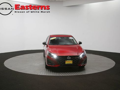 Used 2023 Nissan Altima 2.5 SR w/ SR Premium Package image 89