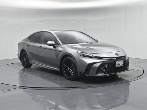 Used 2025 Toyota Camry SE FWD image 56