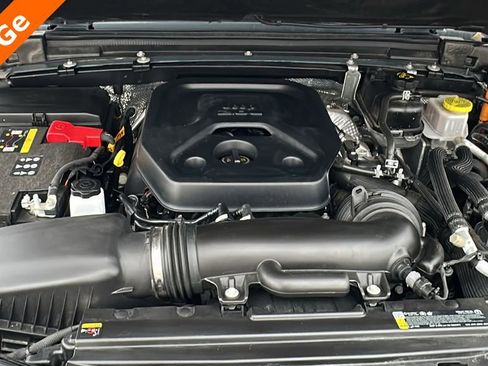 Used 2025 Jeep Wrangler Willys 4xe image 33