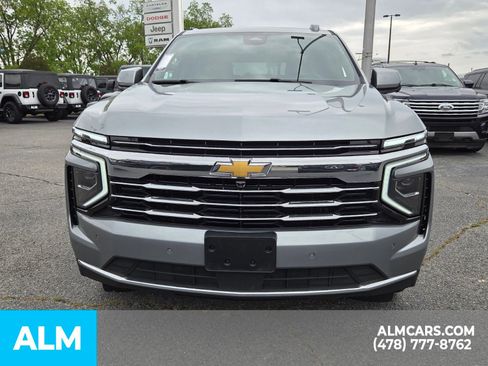 Used 2025 Chevrolet Tahoe LT AWD/4WD image 19