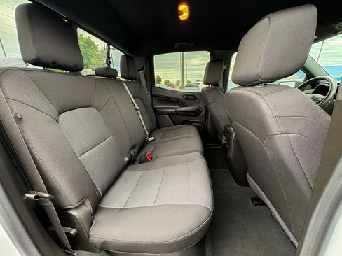 Used 2024 Chevrolet Colorado W/T w/ WT Convenience Package II RWD image 27