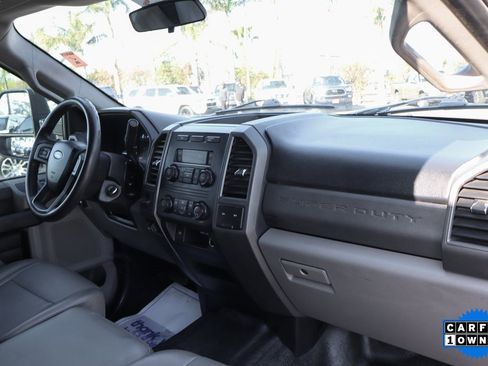 Used 2017 Ford F450 XL w/ Power Equipment Group image 36