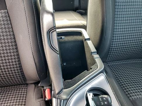 Used 2023 Dodge Challenger GT image 32