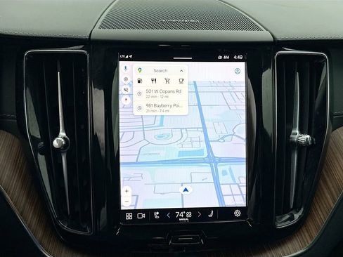 Used 2023 Volvo XC60 B5 Ultimate w/ Protection Package Premier image 14