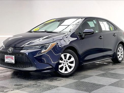 Used 2022 Toyota Corolla LE image 12