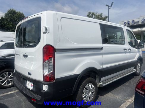 Used 2025 Ford Transit 250 Low Roof w/ Exterior Upgrade Package RWD image 3