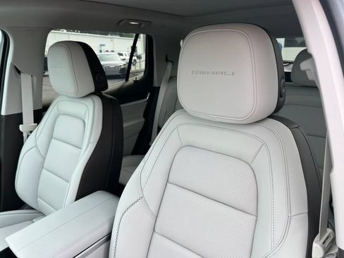 Used 2027 GMC Terrain Denali w/ LPO, Floor Liner Package AWD/4WD image 13