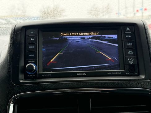 Used 2018 Dodge Grand Caravan SE w/ UConnect Hands-Free Group image 35