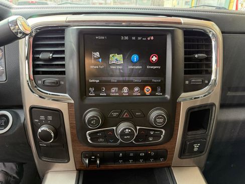 Used 2014 RAM 2500 Laramie w/ Convenience Group AWD/4WD image 16