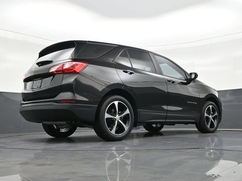 Used 2021 Chevrolet Equinox LS image 27