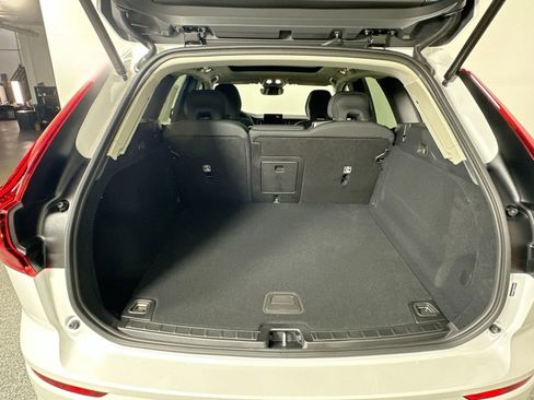 New 2026 Volvo XC60 B5 Core image 26