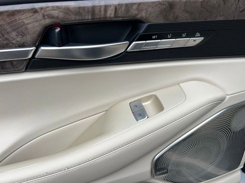 Used 2019 Genesis G90 5.0 Ultimate image 46