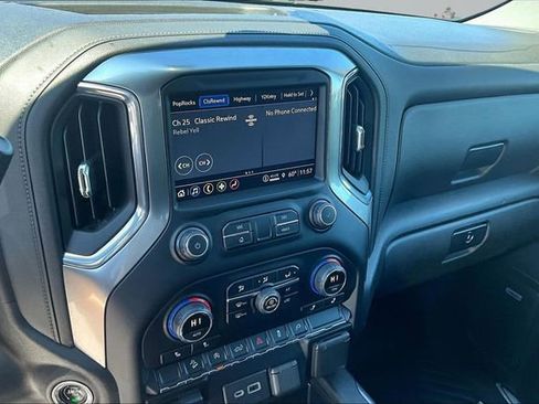 Used 2021 Chevrolet Silverado 1500 RST AWD/4WD image 6