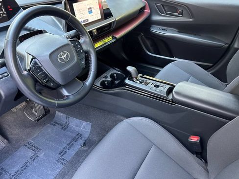 Certified 2024 Toyota Prius Prime FWD image 9