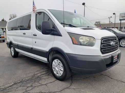 Used 2016 Ford Transit 350 XL image 4