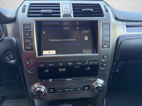 Used 2018 Lexus GX 460 Premium w/ Premium Package AWD/4WD image 19